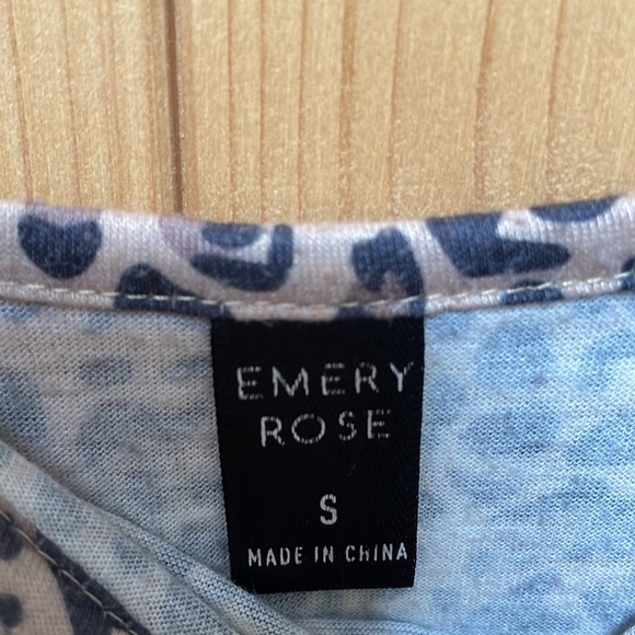 Emery Rose Loose Fit Cheetah Print Camisole Tank Top | Small 🐆 - Picture 5 of 6